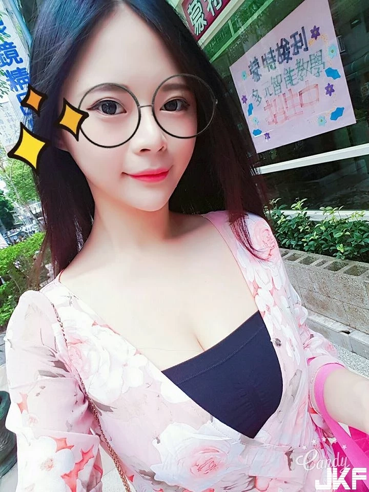 16825166.webp