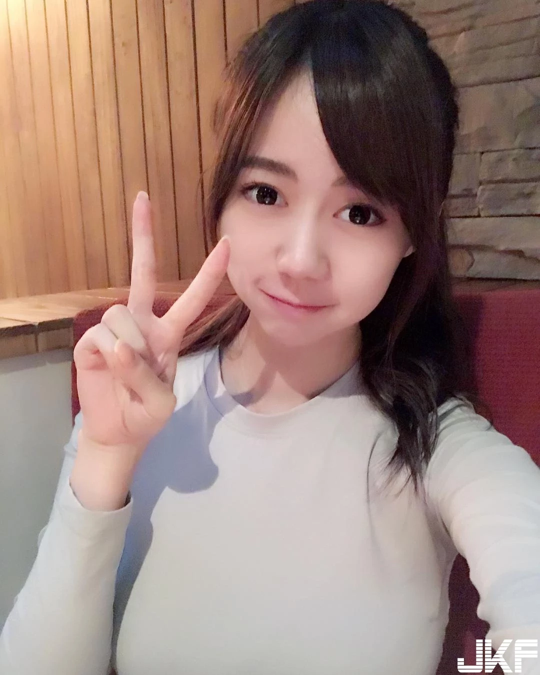 165523eohnlx75edxls8un.webp