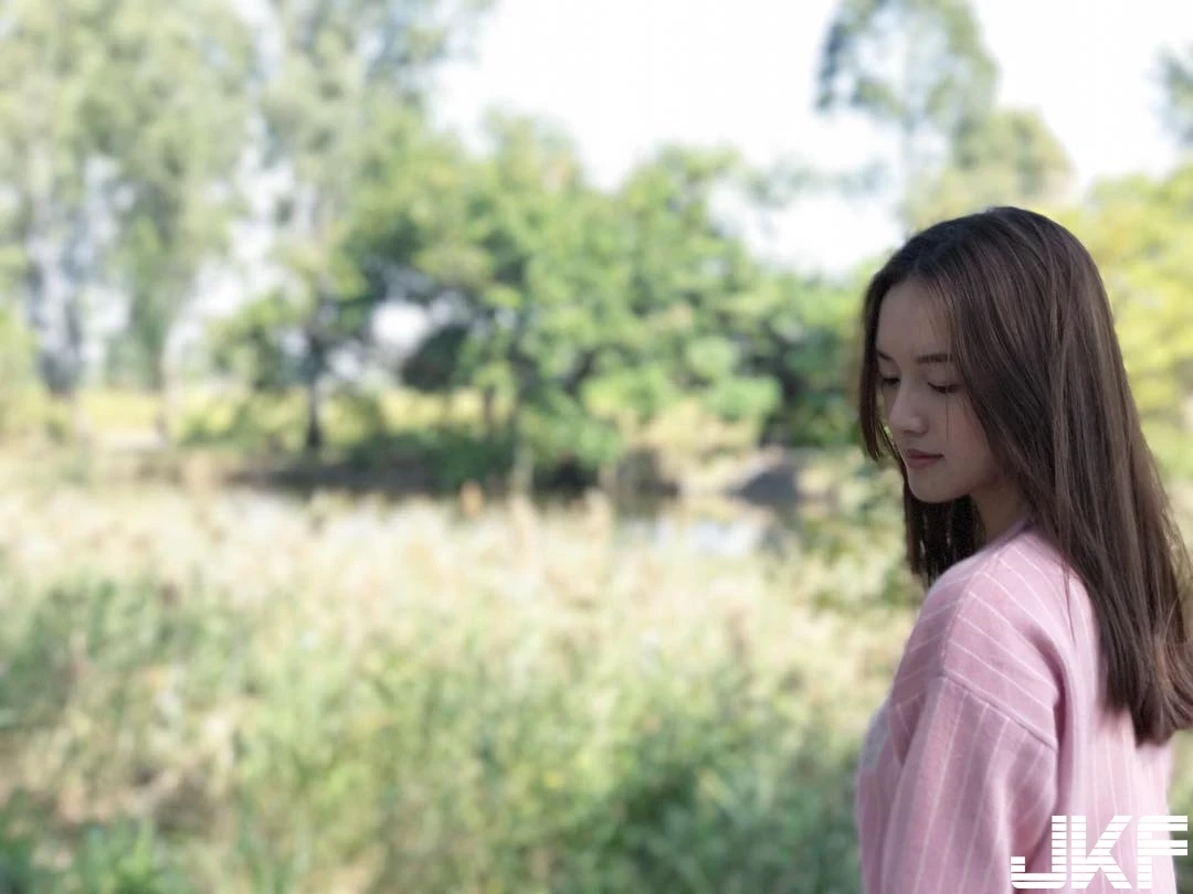 191026iy3zxi7fela87zs4.webp