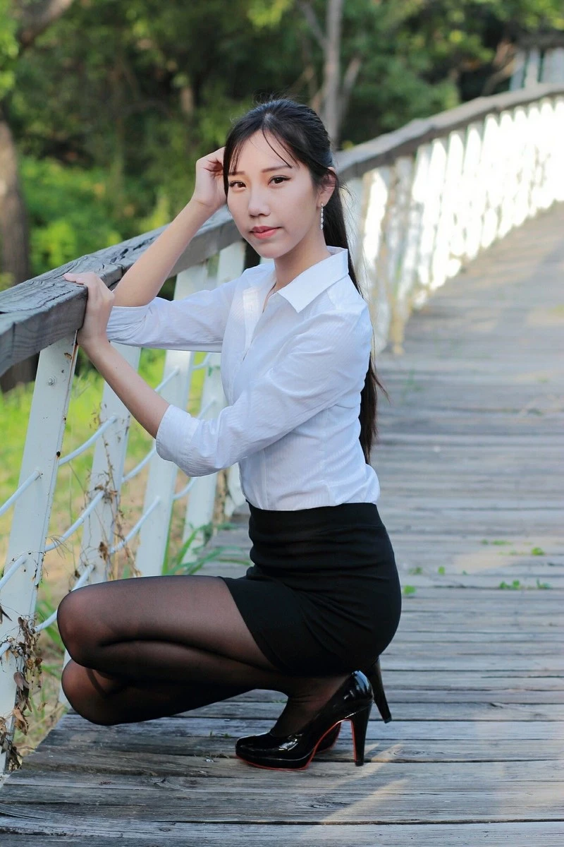 084528y23j4eqe0249e0mr.webp