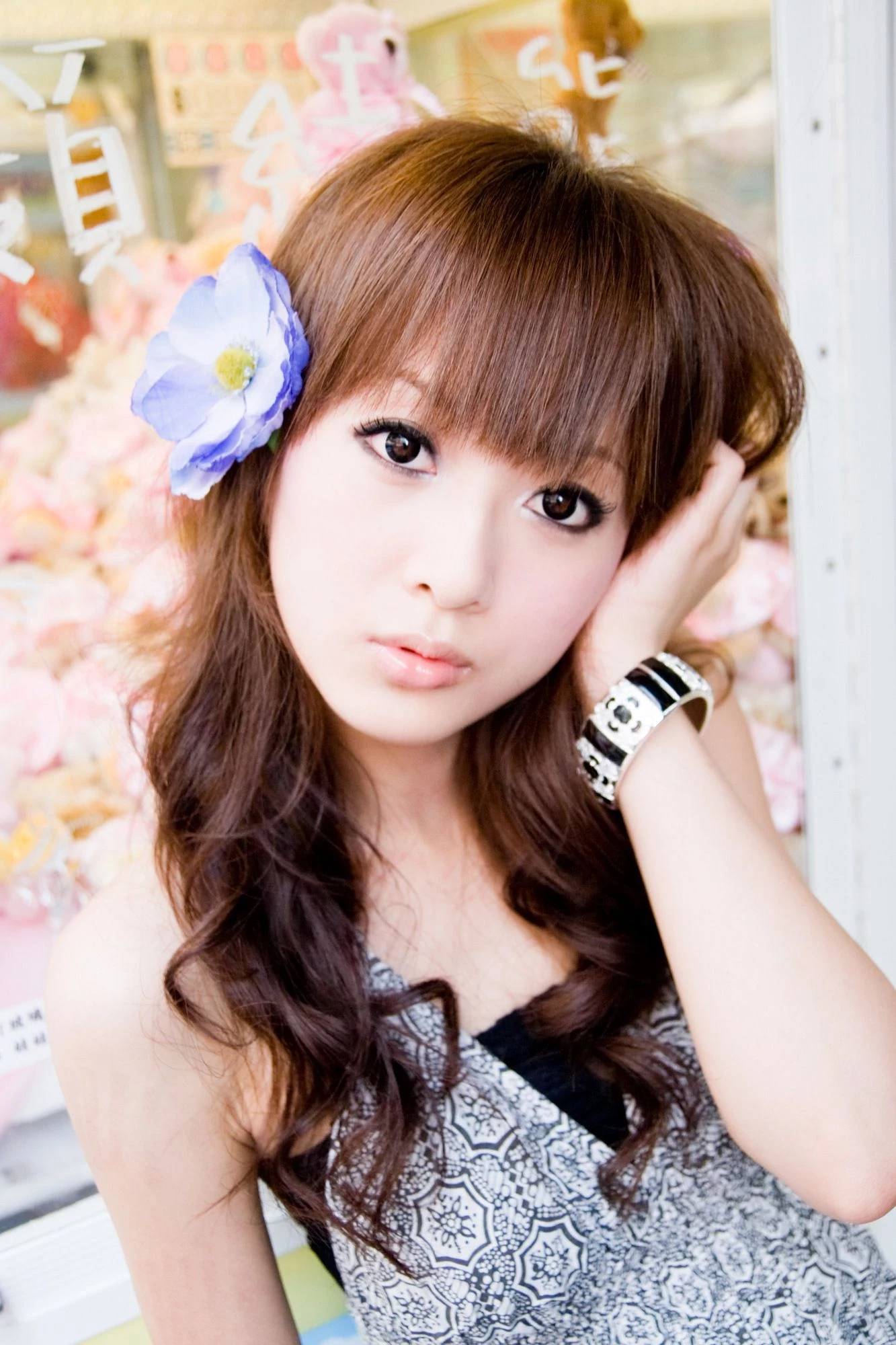 30703396.webp