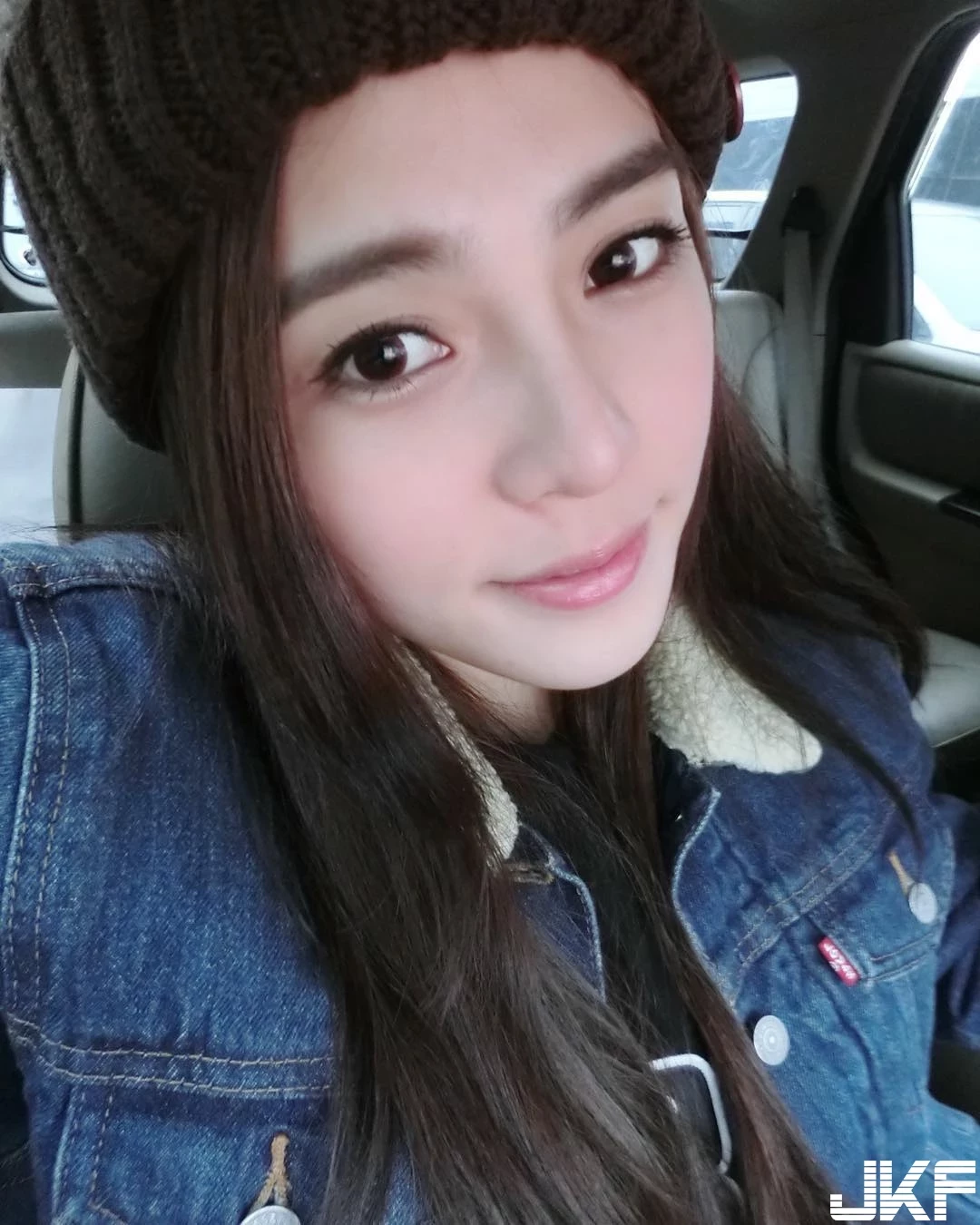 7259311.webp