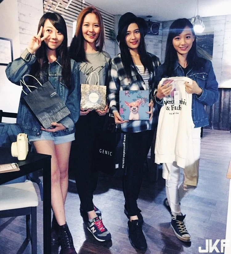 16830311.webp