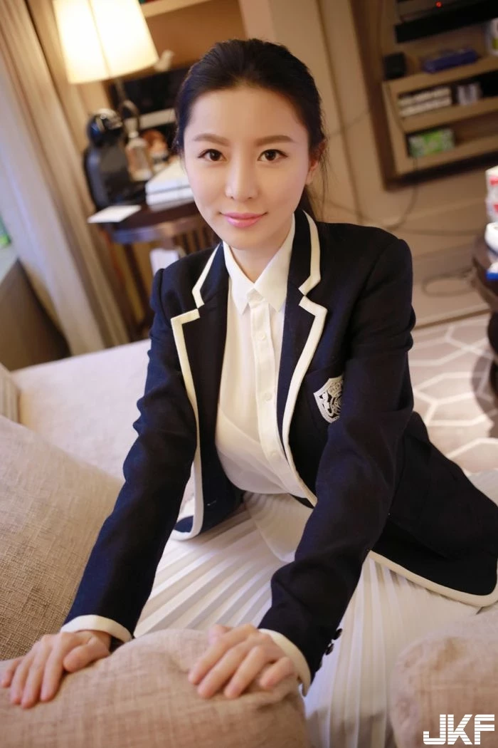 164341nl090bu3hugbdgf0.webp