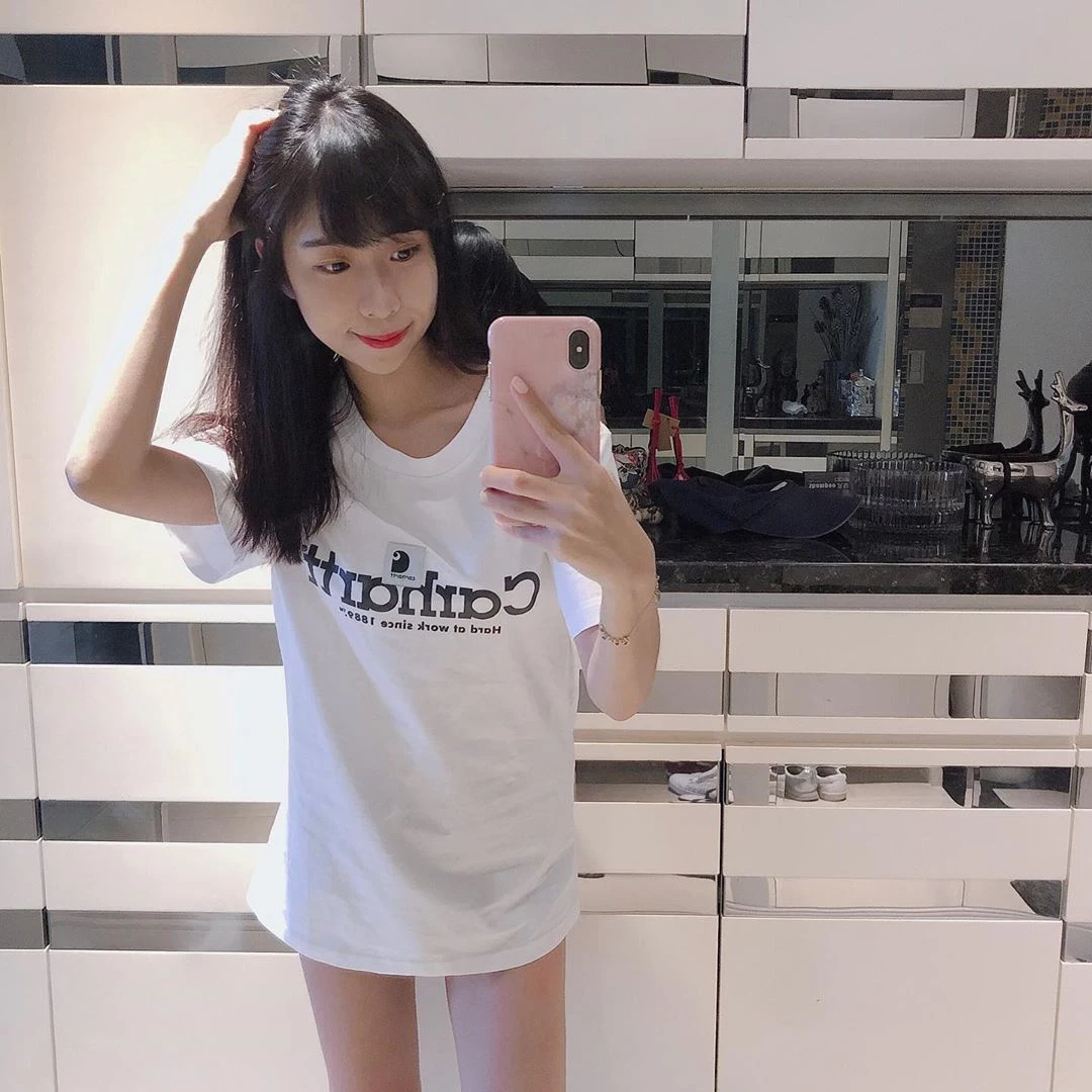 125128rc4v70040sa0q7qc.webp