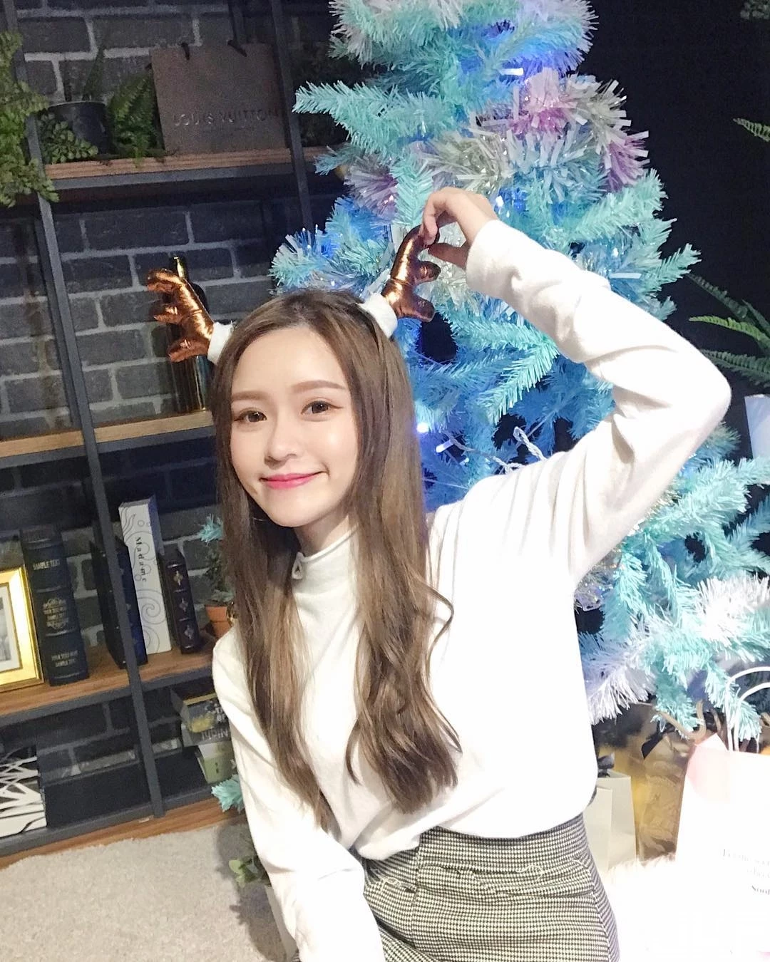 160834exugiugz9kivtusx.webp