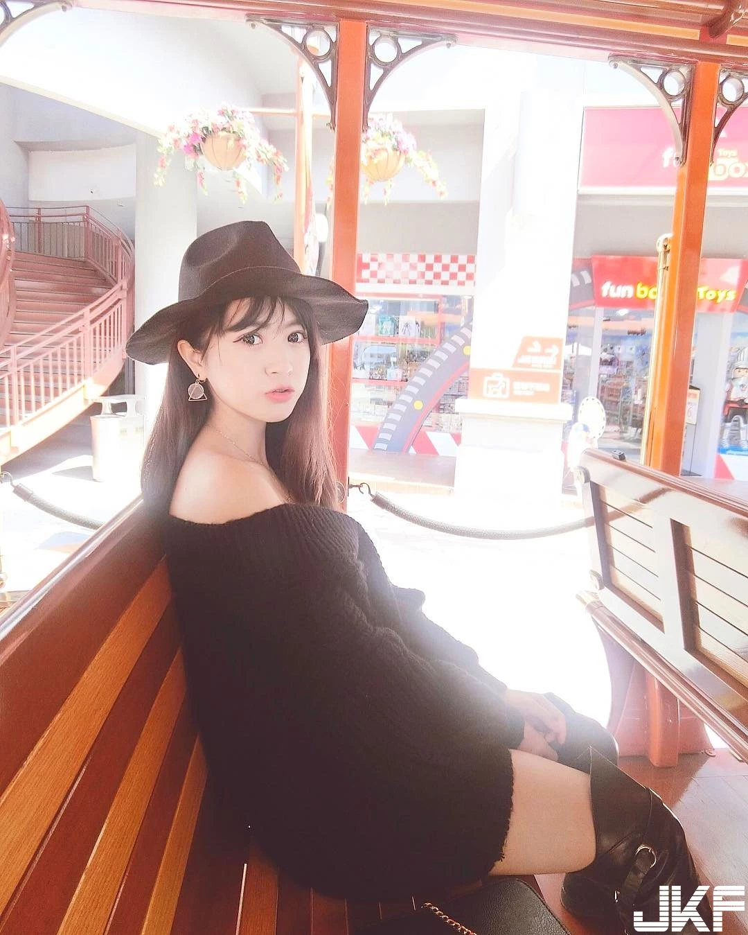 172533vriitvoomm68m3ii.webp