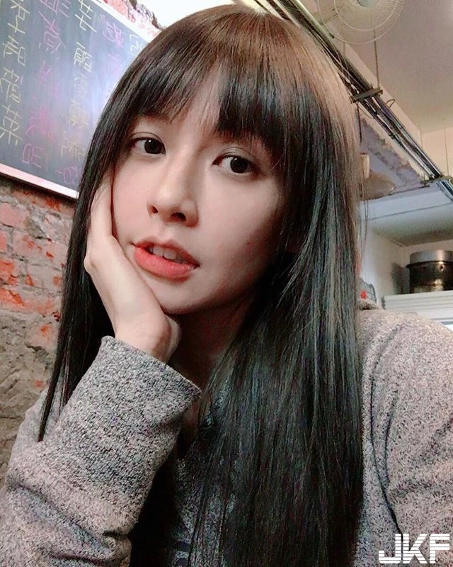 173141tqn1nn43aihna10k.webp