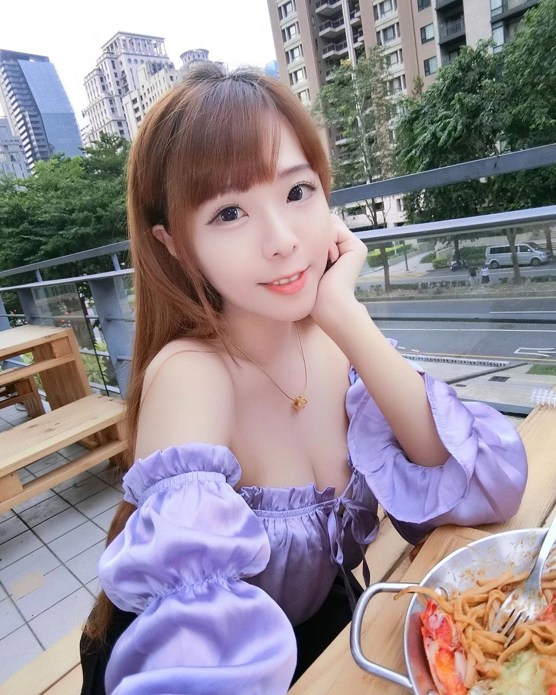 185059afrf4327isbz2s5t.webp