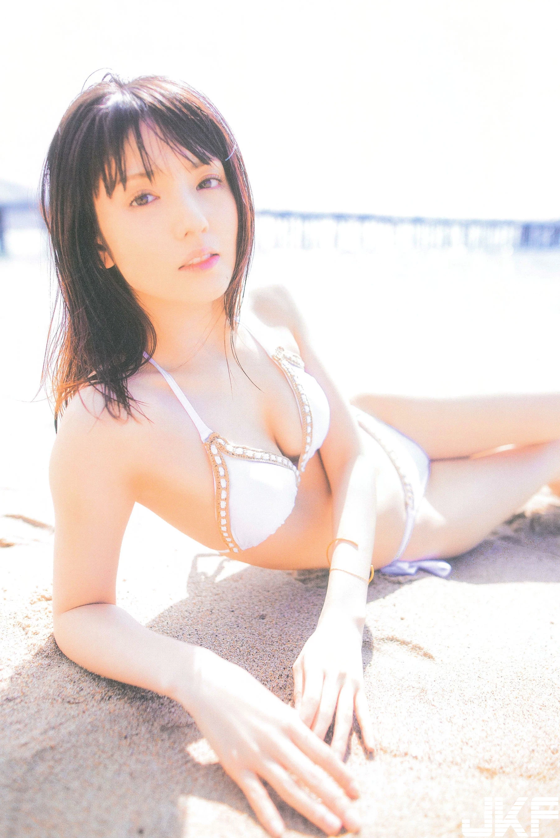 195131g0ro8qi10dypapr1.webp