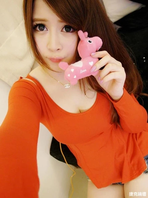 114235jyp7vtnv7uuuxsx2.webp