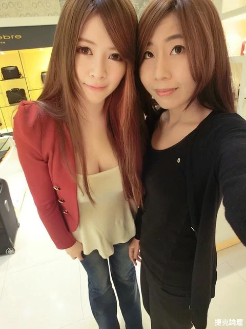 114240d1cdhzcdv5hwcpoo.webp