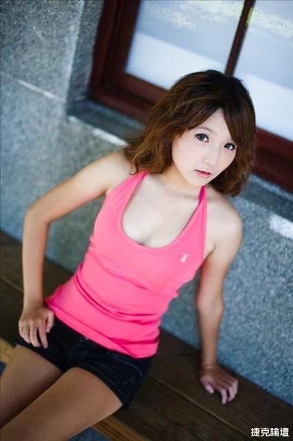 181903ehfh17lr6beu99ne.webp