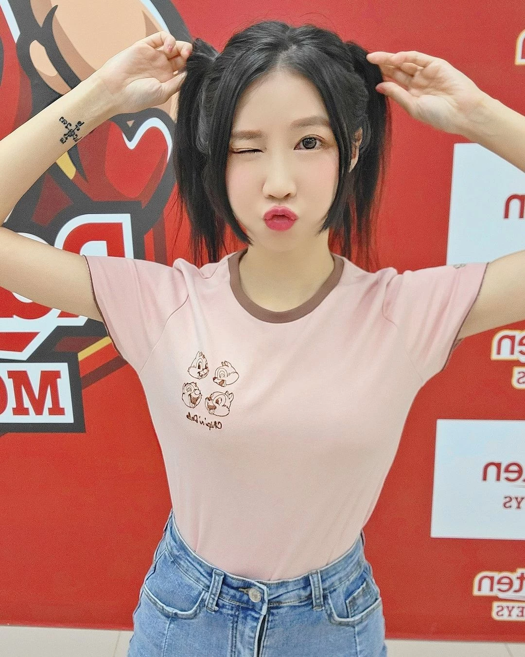 110048uu5kr0zbe55kbrzl.webp