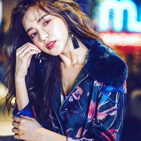 192926nfk322cc5c5mzk2z.webp