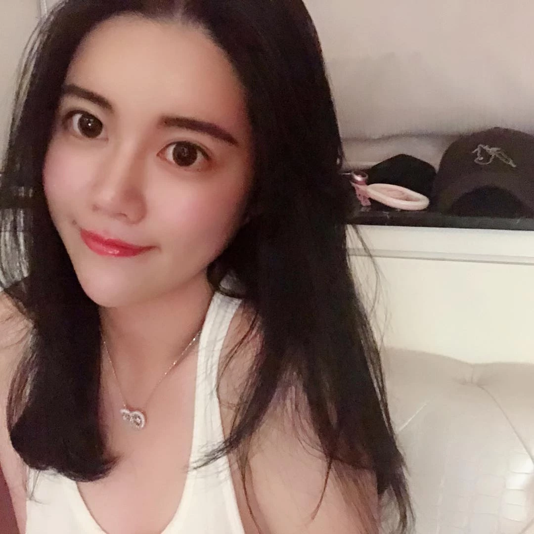 3904182.webp