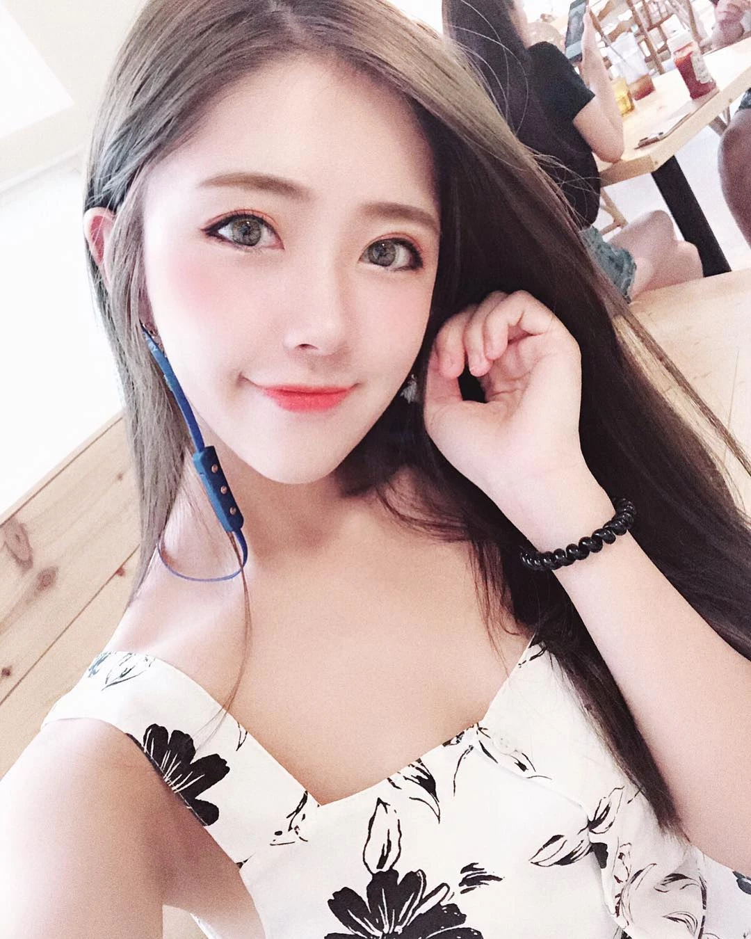 4074233.webp