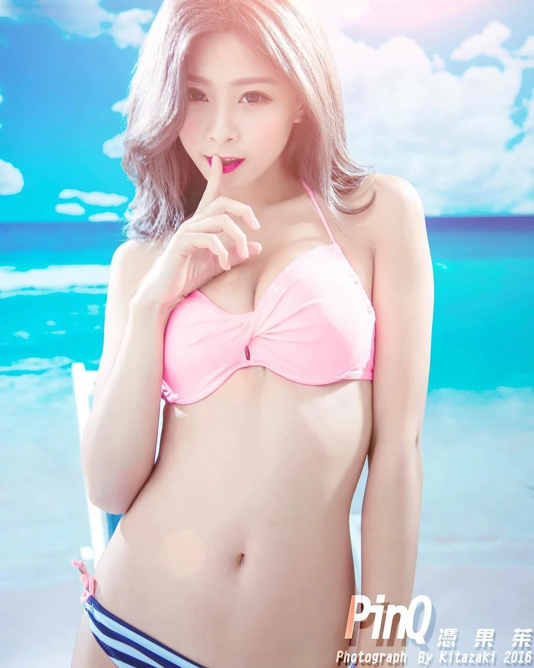 4250300.webp