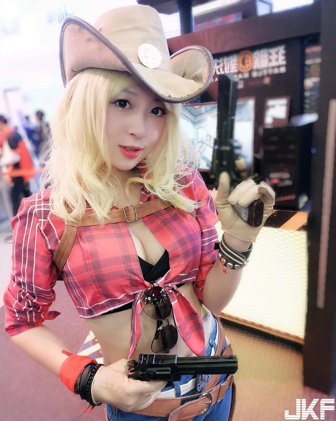 4863942.webp